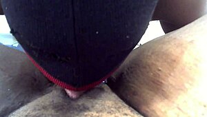 eu lambi a buceta da minha sogra e ela gemeu, taboo bom