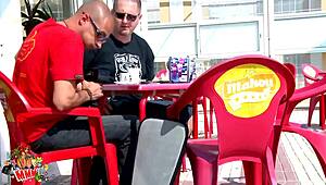 रेडहेड हन्ना मोन्टाडा के साथ इन्टीमेट मीटिंग