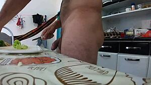 Rola Linda Manau Is So Hot!