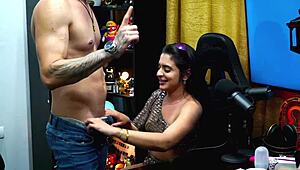 she pulled out the cock during podcast and sucked it deep!