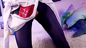 Wow! Gwen Stacy Cosplay Gets Her Tight Pussy Creampied Hard