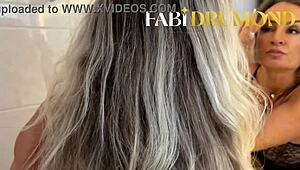 Horny MILF Wakes Up and Uses Her Big Toy!