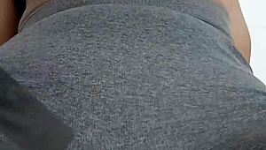 Ten Minutes of Spanking Punishment for the Naughty Pussy