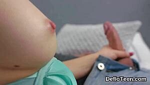 सुंदर टीना 18+ मारुस्या कास्टिंग में लंड चूसकर वर्जिनिटी प्रूव करती है