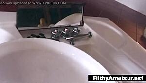 डिप्रेव्ड व्होर अस्स में मिल्क डेमिजॉन लेती है!