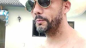 Pool fuck ends with cum in mouth 😋