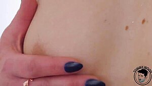 4K Threesome With Destiny Lovee And Her Big Ass Friends