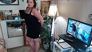 i can't get over beautiful dawnskye1962 modeling sundresses with those long curvy legs