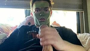 Fit guy combines skin care routine with personal relaxation on Instagram Joshuaaalewisss