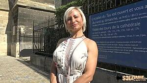 Kim MILF Coquine et Pulpeuse Gets Her Ass Pounded. French Slut Enjoys Raw Anal with Big Tits Bouncing.