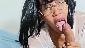 blowjobs with stepmom and stepsister at home... so hot! 🔥