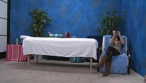 Relaxing massage turns into steamy sex session with pictures