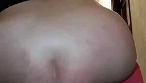 Enquanto o Amigo Assistia TV a Loira Estourou o Rabo - Parte II