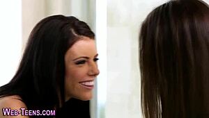 Bathing Les Rims Teen - So Hot! 🔥