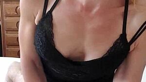 Hot milf in lingerie receives oral pleasure