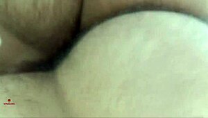 I sneakily banged my distracted hot hermanastra while she washed clothes