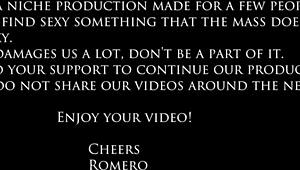 Lesbian Squirting Fight!