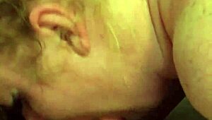 Hey, this white teen is sucking a big cock! 😍