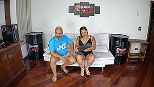 Behind the scenes with Manauara sisters, Chris and Yasmin, showing off juicy assets!