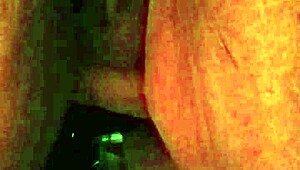 Angelg and Kuzz enjoy shaved pussy blowjob