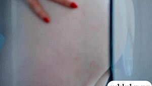 Two glamour babes fuck blue dildo passionately