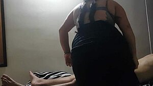 Hey, there's a naked guy in my house, and I'm burning to ride his big ass!