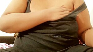 Hindi Aunty Reveals Her Big Boobs!