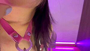 Watch these wet pussy lesbians play bondage fingering games?