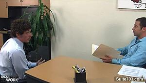 sexy gay workers fucking in the office 😏