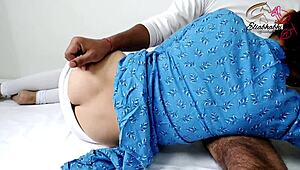 स्टेपमॉम इंटेंस क्लोज-अप होममेड ब्लोजॉब एक्शन में वाइल्ड हो जाती है