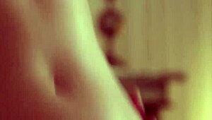 Hotwife's nuru massage turns into naughty fucking 😏