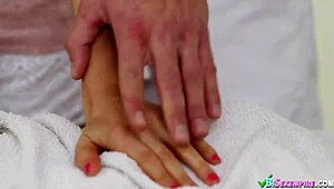 Wow, this massage turns into an amazing bisexual threesome!