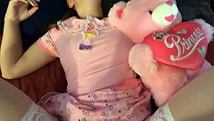 Tiny Stepdaughter’s Tight Pussy Filled with Stepfather’s Creampie