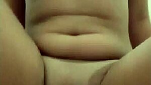 branquinha shows off and goes viral in anime hentai style