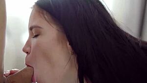 Curvy sexy girl getting her ass drilled this sunny morning!