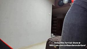 Roundest Bubble Butt You'll See All Day in Yoga Session