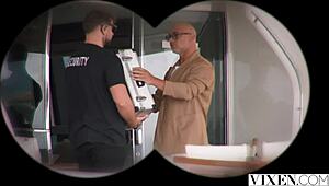 विक्सन ईव स्वीट और एगाथा वेगा डेयरिंग हिस्ट के बाद साथ में लंड को स्लैम करते हैं