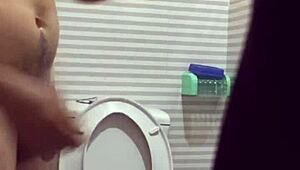 I can't believe how intense this gay vietnamese encounter feels on Blued