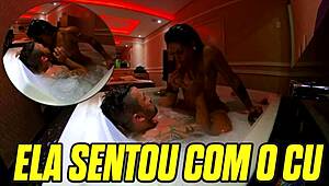 Natzinha Morena Wakes Up for a Swim