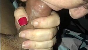 fucking wife cuckold australian slut gets cumshot from old man