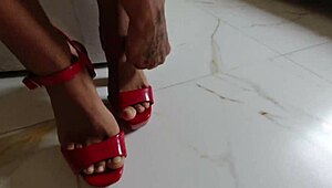 yo, took the young carioca girl to the beach to screw with the couple in the woods and got caught bangin’! 😜