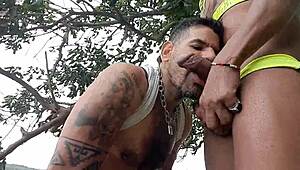 amateurs take outdoor bareback fun at the reservoir