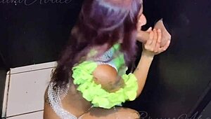 Man, gave my cock to an Argentine chick at the gloryhole... full vid on Red! 🔥