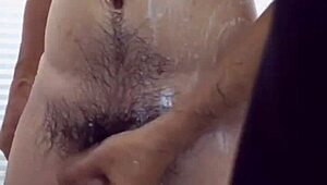 I can't believe how intense this gay vietnamese encounter feels on Blued