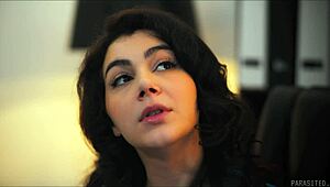 Cherry Kiss possessed, dominating Valentina Nappi with face sitting.