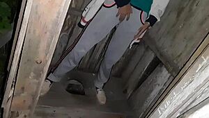 I caught my neighbor in the toilet, joined her for lesbian fun! 😍