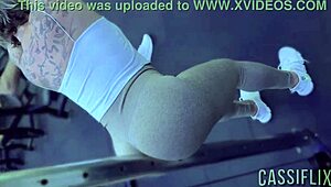 Meu Boy Can't Resist My Gym Booty, Fucks Hard