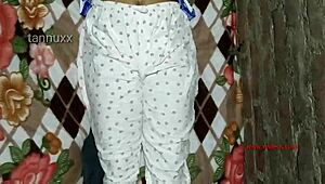 मैं यकीन नहीं कर सकता मेरी इंडियन कॉलेज गर्ल टीचर को मैंने इतना कठोर पाउंड किया