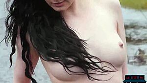 New Zealand Unveils Stunning Milf Skylar Leigh in Hot Display.