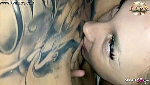 Echte Deutsche Hure Snowwhite mit Freundin bei Privat FFM AO Dreier im P Club Flensburg